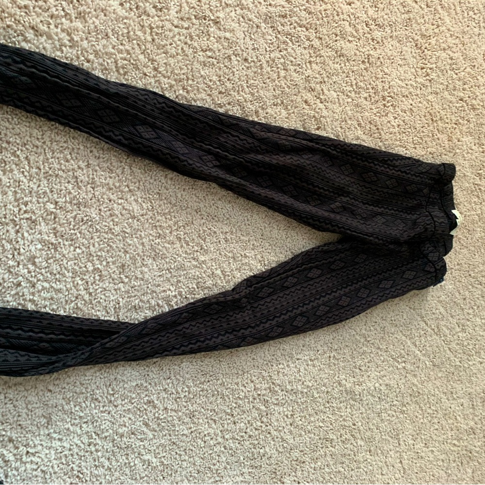 Rewind Patterned pants size small